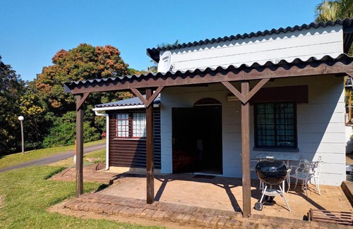 Marina Beach Apartment | Beach cottage