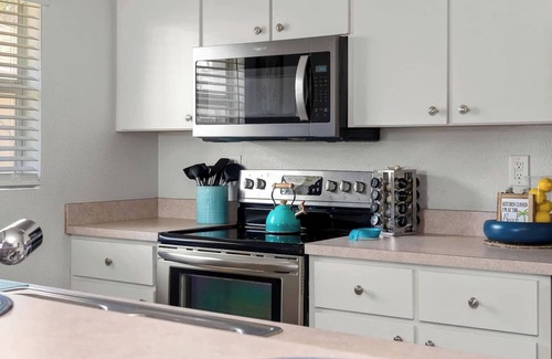 Whitney Beach Villa | Beach Days Await: Cozy 3BR/2BA just 3 miles to the Gulf, AMI, IMG, & More!