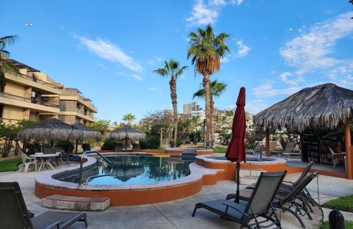 Campo de Golf Fonatur Apartment | Beach Eateries 10 min walk 1BDRM Golf view