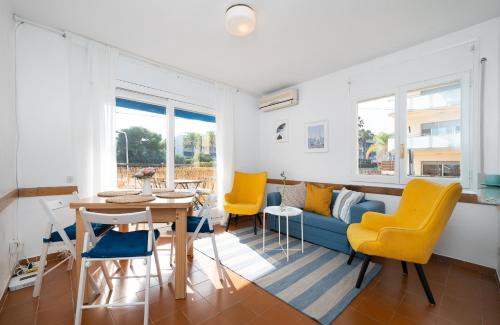 Sant Salvador Apartment | Beach flat with terrace