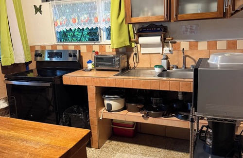 Puntarenas House | Beach Front 1940 retro 3-bedrm house AC/Wifi: Privacy & Comfort in Puntarenas.