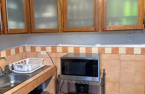 Puntarenas House | Beach Front 1940 retro 3-bedrm house AC/Wifi: Privacy & Comfort in Puntarenas.