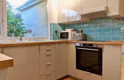 Chillington House | Beach Front Coastal Retreat with Sea Views