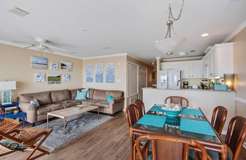 Tybee Island Condo | Beach Front Condo on the Strand, 101 Steps to the Beach STR2021-00204