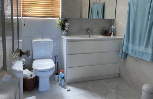 Silver Sands House | Beach front house with easy access to beach path