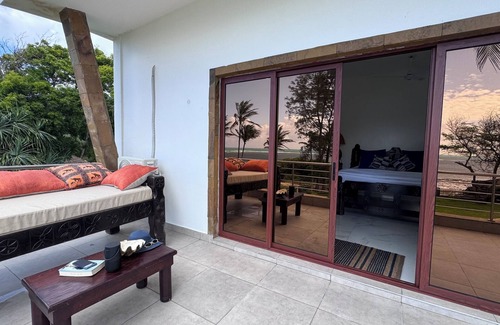 Malindi Marine National Park Villa | Beach front Spacious 6-bedroom villa in enjoyable Malindi with AC, WiFi