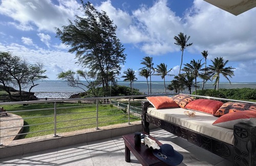 Malindi Marine National Park Villa | Beach front Spacious 6-bedroom villa in enjoyable Malindi with AC, WiFi