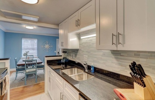 Palmetto Dunes House | Beach Getaway 2BR w/Pool + Modern Comforts