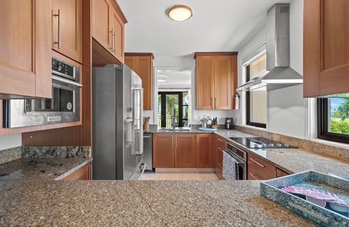 Zarzal Apartment | Beach & Golf Course Views | The Country Club Residences at Grand Reserve