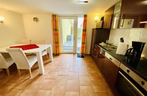 Warnemuende Apartment | Beach house, beach thistle