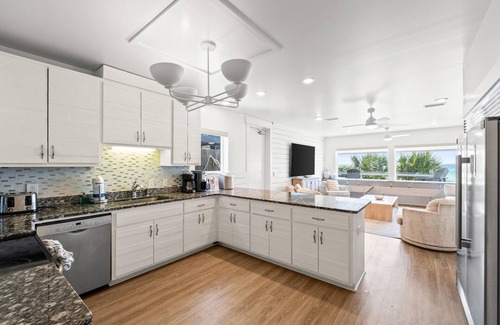 Laguna Beach Estates House | Beach House - Family Tides by PHG