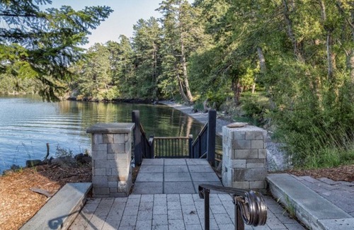 Friday Harbor House | Beach house, heated pool, hot tub, private beach, shared dock