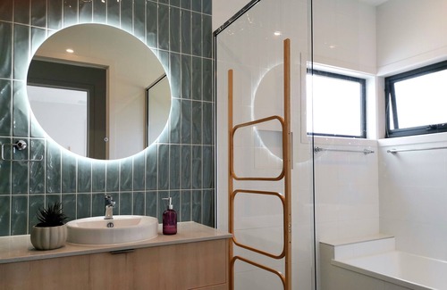 Cape Paterson House | Beach house in award-winning Eco Village surrounded by stunning beaches.nn