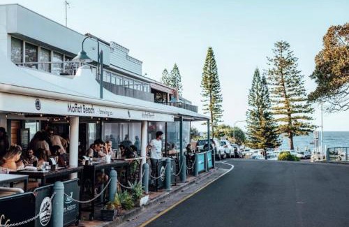 Moffat Beach House | Beach House @ Moffat