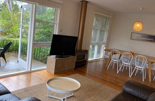 Mollymook House | Beach House On Golf - Perfect Family Beach