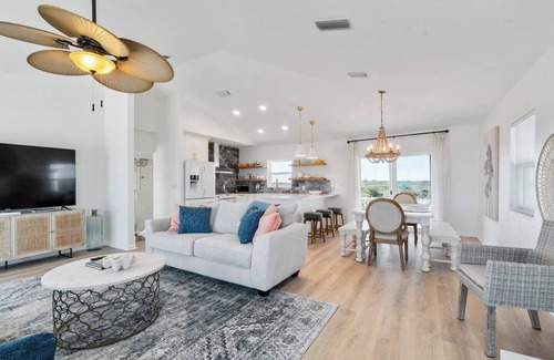 Vilano Beach House | Beach House Paradise on Vilano Beach with Deck and Magical Ocean Views all over