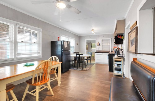 Emerald Isle Cottage | Beach King Size suite cottage B retreat with 2 queen size bunks