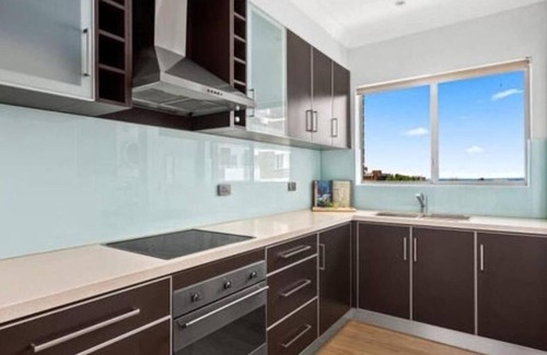 Wollongong CBD Apartment | Beach Pad at North Wollongong