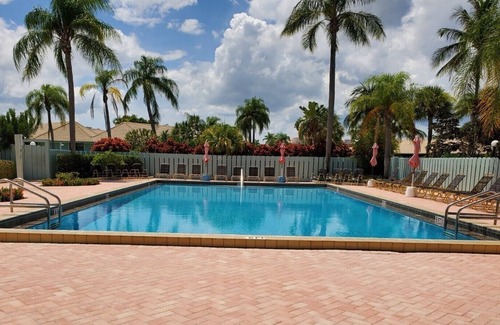 Bella Vista Condo | Beach-Park Paradise - Amazing Location – Park/Beach/Golf/Fishing/Jupiter’s Best!