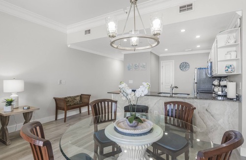 Miramar Beach Condo | BEACH RETREAT 208 - Ocean Front, Pet Friendly, 5 Star Ratings!