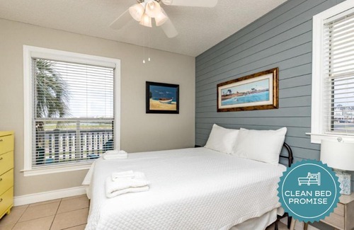 Corpus Christi House | Beach Retreat CBC123K