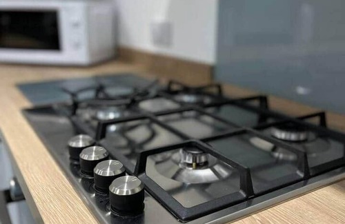 Lowestoft House | Beach retreat!