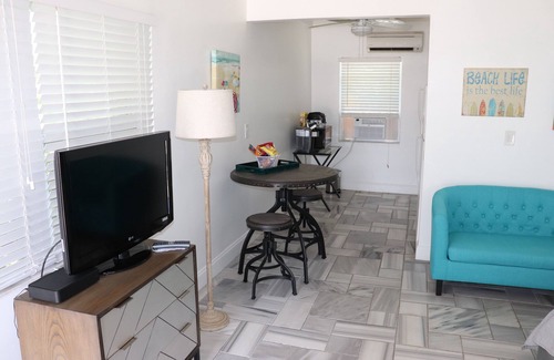 Ocean Ridge Apartment | Beach studio with pool 200 meters from the beach