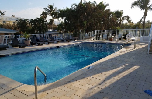 Ocean Ridge Apartment | Beach studio with pool 200 meters from the beach