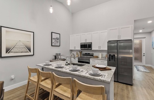 Englewood East House | Beach, Sun, Grill, Golf, Fishing & Biking