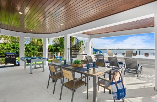 Bradenton Beach House | Beach to Bay