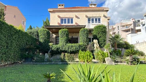 Bacvice Villa | Beach Villa at Split top location