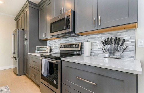 Stevensville Condo | Beach & Wine Retreat: Close to Lake Michigan Dunes