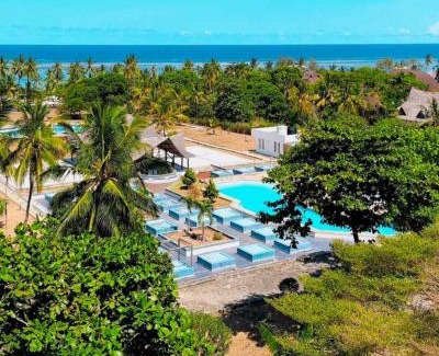 Diani Beach Apartment | BeachFront 2 bedroom Apartment with WiFi&Netflix