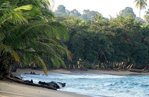 Punta Uva House | Beachfront Bliss in Punta Uva