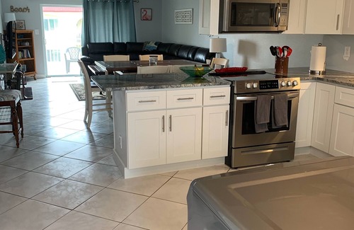 St. Augustine Beach Condo | Beachfront condo with direct pool & ocean view on St Augustine Beach