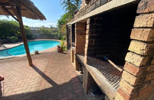 Kingsburgh Apartment | Beachfront Cabanas