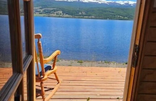 Coyhaique Cabin | Beachfront Cabin & Bathtub