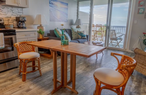 Punaluu Condo | Beachfront Condo in Punaluu. Updated! Clean beaches to walk/swim! Escape Crowds!