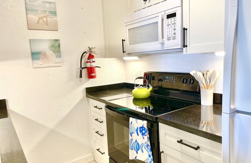 Christiansted Condo | Beachfront Condo in Christiansted with Ocean View