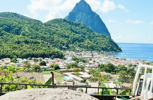 Cap Estate Cottage | ' BEACHFRONT COTTAGE'