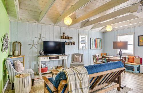 Freeport House | Beachfront Cottage with Boardwalk in Freeport
