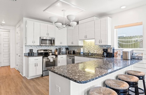 Panama City Beach House | Beachfront Estate – Sleeps 40, Perfect for Family Reunions, Weddings & Groups