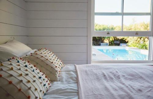 East Wittering House | Beachfront House w Pool & Steam