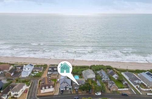 East Wittering House | Beachfront House w Pool & Steam