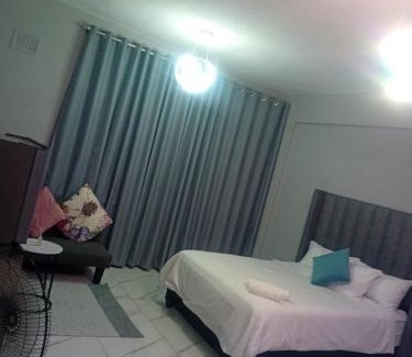 South Beach Apartment | Beachfront Malborough court