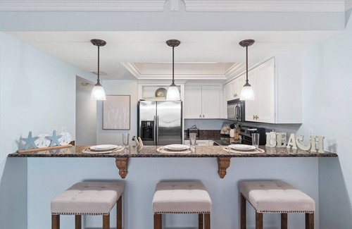 Bonita Springs Condo | Beachfront Modern Getaway | Sleeps 4