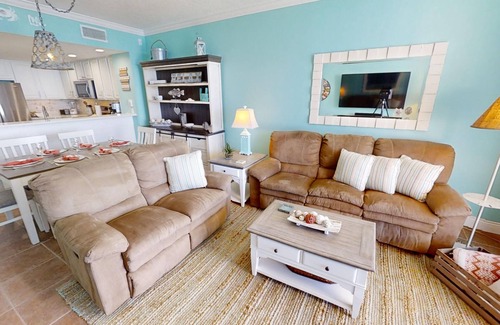 El Centro Beach Condo | Beachfront Palazzo Condo - 2BR + Bunks, Gulf View w/Free Beach Chairs!