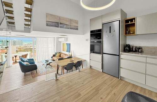 Herzliya Pituach Apartment | Beachfront Paradise Penthouse