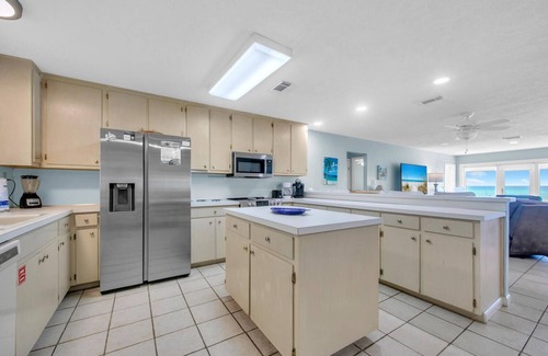 West Panama City Beach House | 🏖️BeachFront-Pet Friendly-Belle's Beach House🏖️