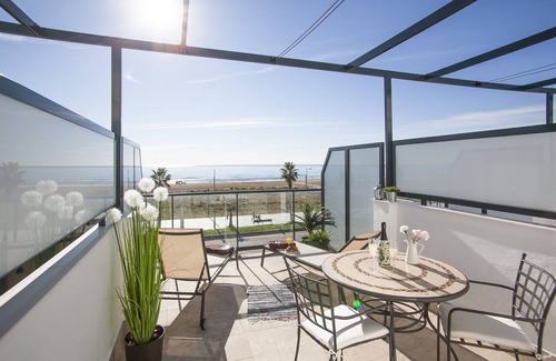 Castelldefels Apartment | Beachfront Penthouse ZE2P8